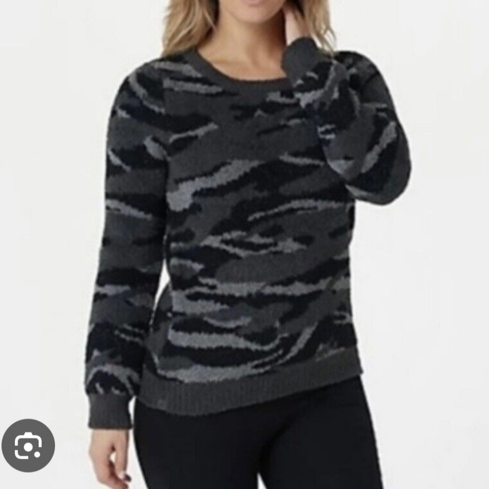 Barefoot Dreams Black and Gray Crewneck Sweater Soft Knit Casual
